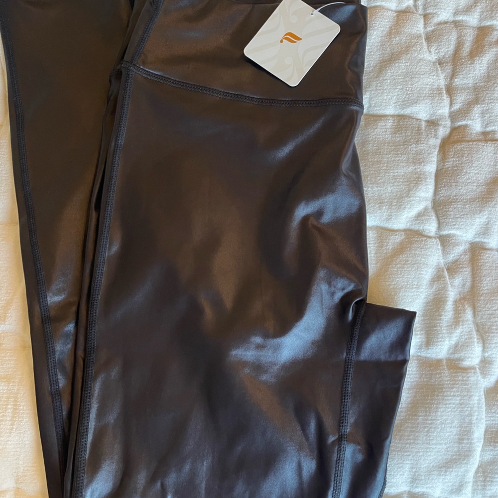 Fabletics Black Shine Leggings